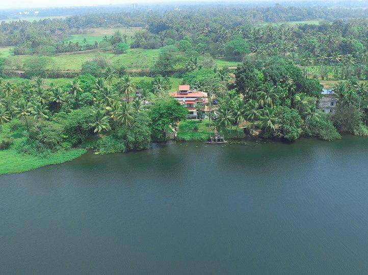 Bed and Breakfast Pearl Spot à Nedumbassery Extérieur photo